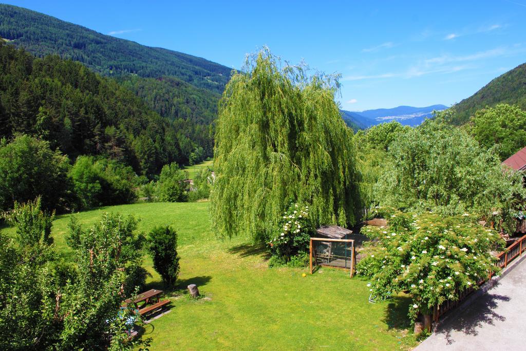 Apartamento Haus Ploner - Pichlerhof Chienes Exterior foto