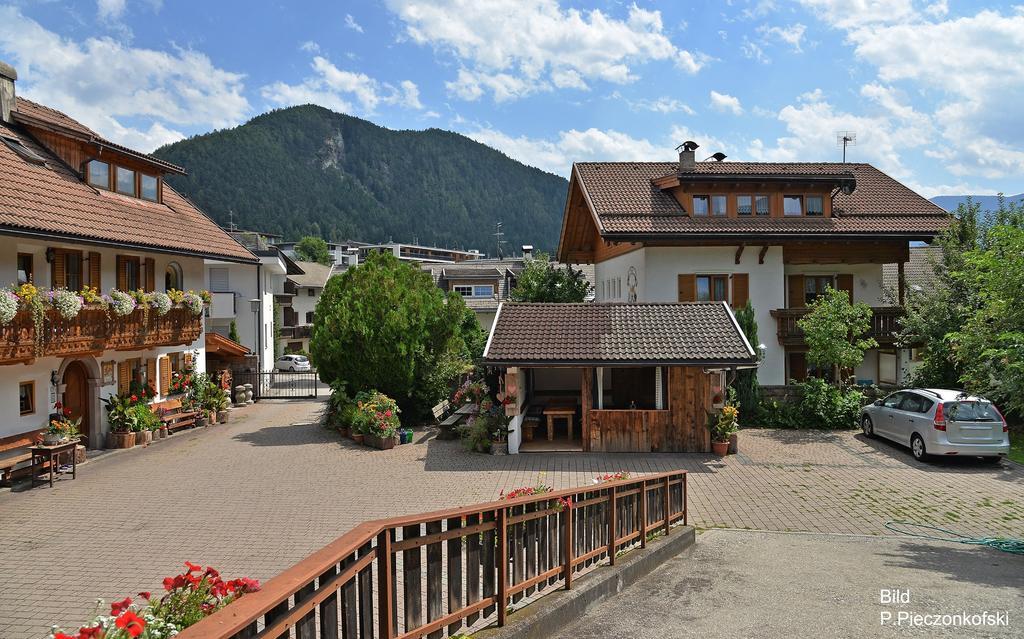 Apartamento Haus Ploner - Pichlerhof Chienes Exterior foto